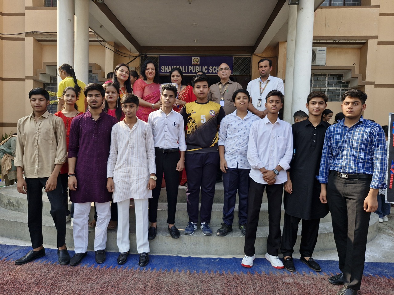 Shaiffali Public School